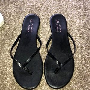 Black Flip Flops SZ 9